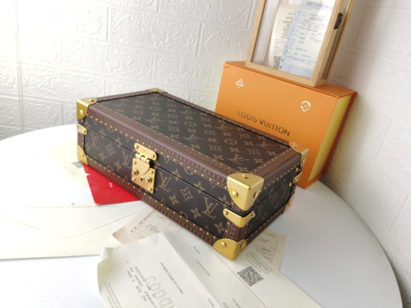 ルイヴィトンバッグ内部構造